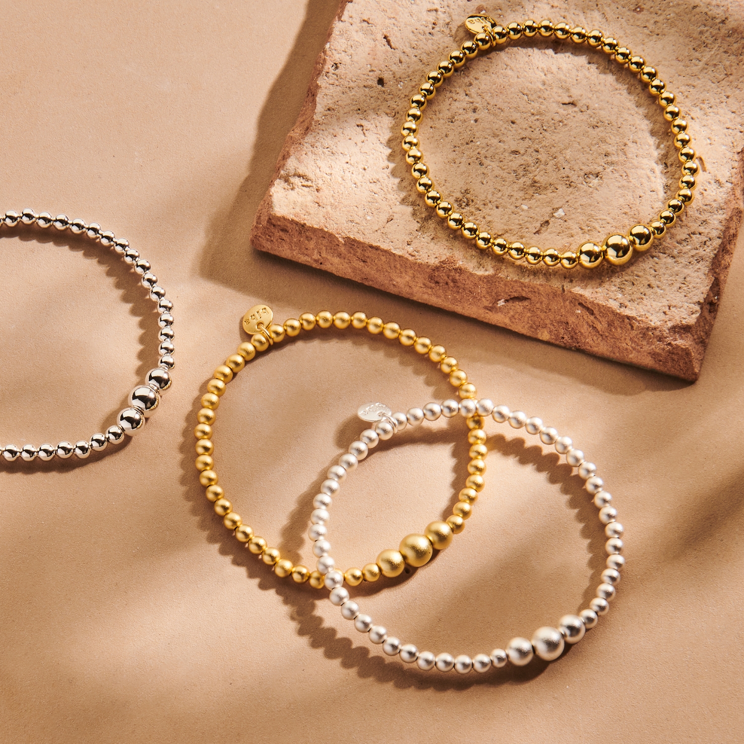 Biba Perlen-Armband aus Metall goldfarben matt